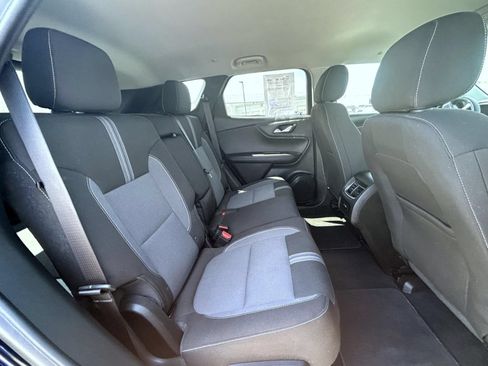 Certified 2025 Chevrolet Blazer LT AWD/4WD image 18