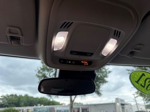 Used 2021 Buick Envision Preferred FWD image 17