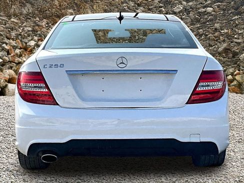 Used 2015 Mercedes-Benz C 250 Coupe image 4