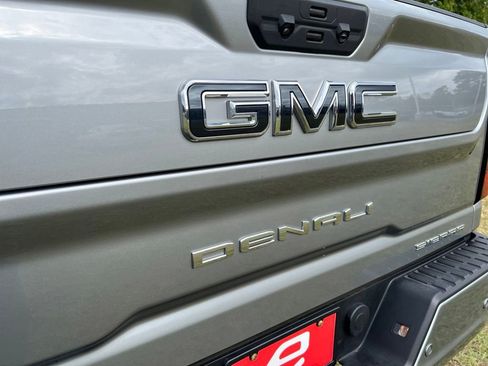 Used 2025 GMC Sierra 2500 Denali Ultimate image 47