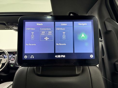 Used 2021 GMC Yukon Denali w/ Denali Premium Package image 27