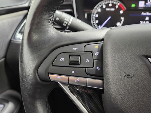 Used 2021 Cadillac XT6 Premium Luxury image 40