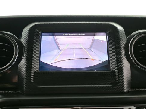 Used 2023 Jeep Wrangler Unlimited Sport AWD/4WD image 19