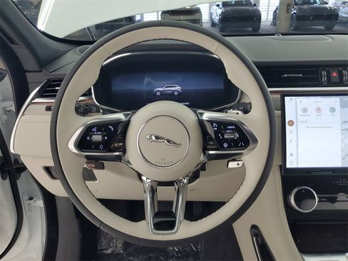 New 2026 Jaguar F-PACE R-Dynamic S AWD/4WD image 4