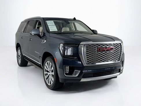 Used 2021 GMC Yukon Denali w/ Denali Premium Package image 7