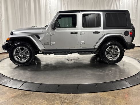 Used 2021 Jeep Wrangler Unlimited Sahara AWD/4WD image 8