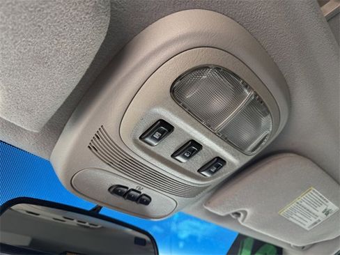 Used 2006 GMC Envoy XL Denali image 23