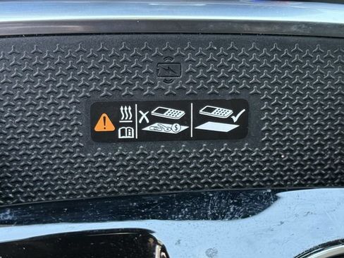 Used 2025 Chevrolet Equinox ACTIV w/ Safety and Technology Package FWD image 24