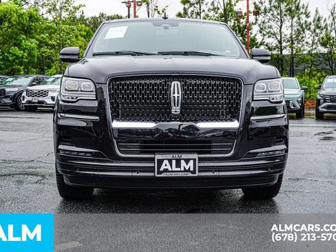 Used 2024 Lincoln Navigator L Reserve w/ Equipment Group 201A AWD/4WD image 9