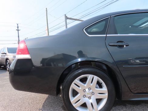 Used 2014 Chevrolet Impala LT w/ LT Sunroof Package FWD image 22