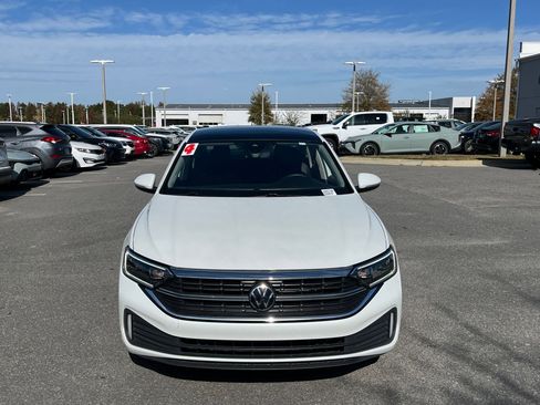 Used 2024 Volkswagen Jetta SEL image 12