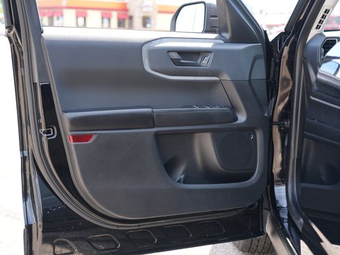 Used 2021 Ford Bronco Sport Big Bend w/ Big Bend Package (96B) AWD/4WD image 16