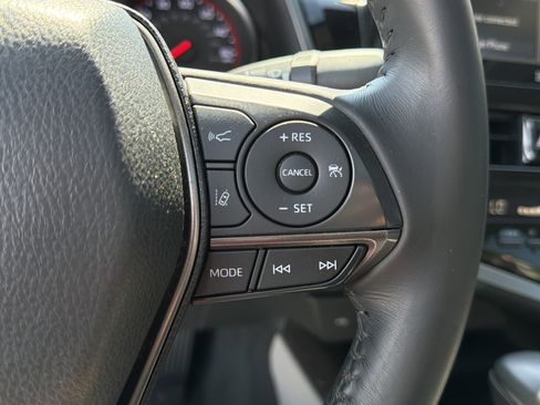 Used 2022 Toyota Camry XSE w/ Navigation Package image 25