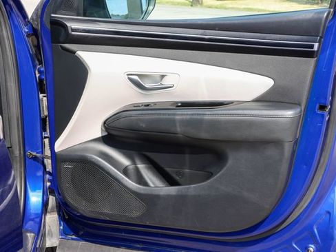 Certified 2024 Hyundai Tucson Limited FWD image 17