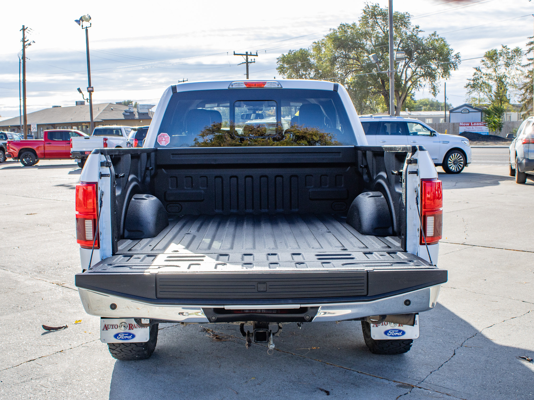 Used 2020 Ford F150 Lariat AWD/4WD image 10