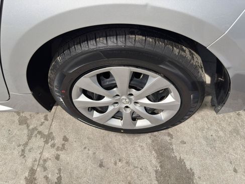 Used 2024 Toyota Corolla LE FWD image 12