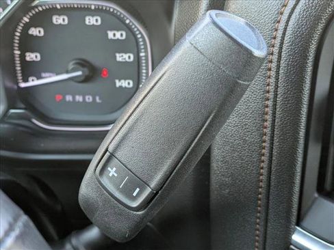 Used 2021 GMC Sierra 1500 AT4 w/ Driver Alert Package II AWD/4WD image 12