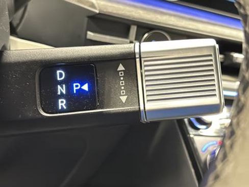 Used 2024 Hyundai Santa Fe Calligraphy AWD/4WD image 19