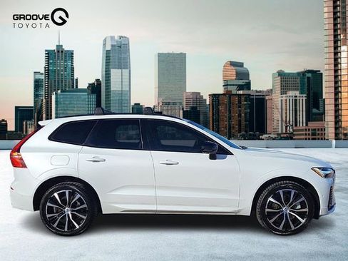 Used 2023 Volvo XC60 T8 Plus image 7