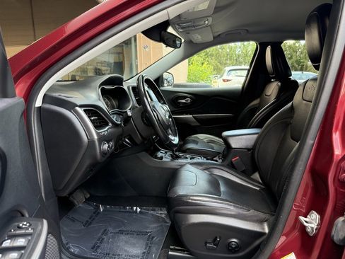 Used 2021 Jeep Cherokee Latitude Lux w/ Trailer Tow Group image 11