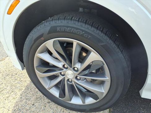 Certified 2022 Buick Encore GX Select w/ Sport Touring Package image 7