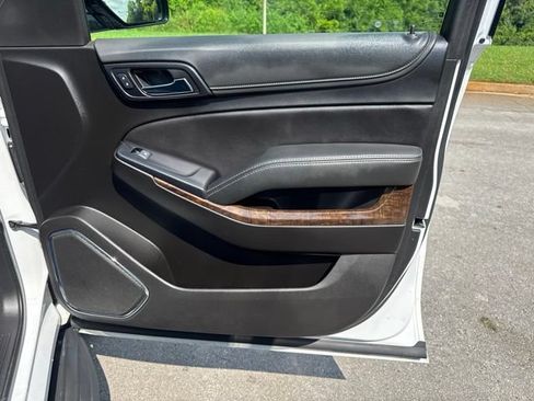 Used 2019 Chevrolet Tahoe LS AWD/4WD image 10