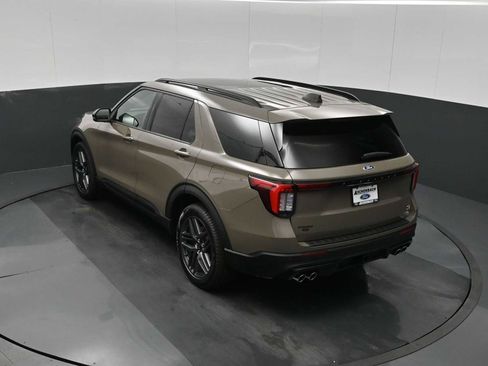 New 2026 Ford Explorer ST image 23