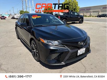 Used 2019 Toyota Camry SE w/ Carpet Mat Package