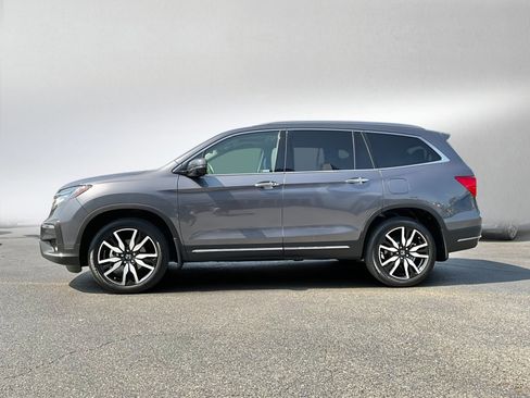 Used 2022 Honda Pilot Elite image 4