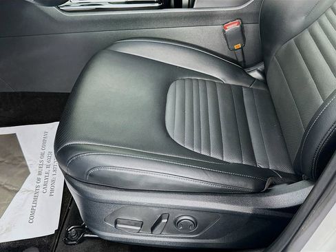 Used 2025 Kia Sportage SX AWD/4WD image 20