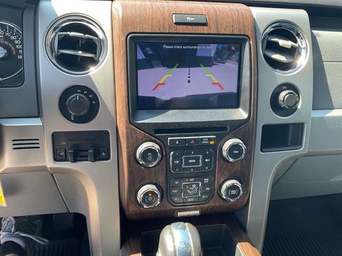 Used 2013 Ford F150 Lariat w/ Lariat Chrome Pkg image 16