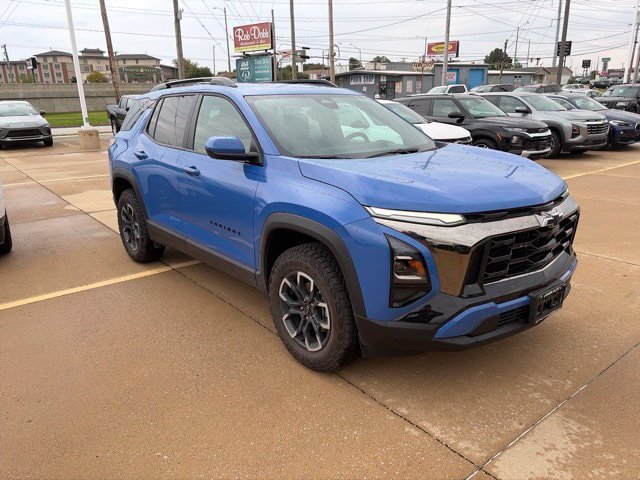 Used 2026 Chevrolet Equinox ACTIV w/ Convenience Package III FWD image 2