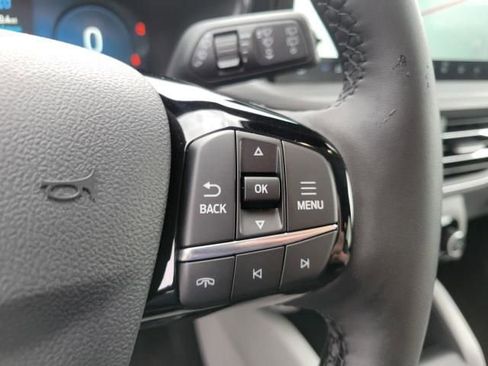New 2025 Ford Escape SE w/ PHEV Premium Package FWD image 25