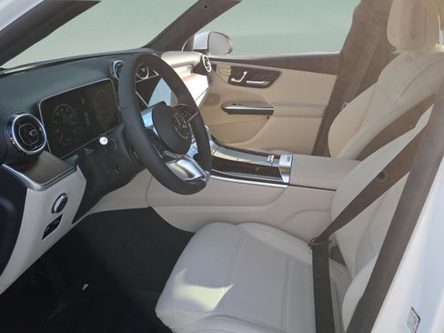 New 2026 Mercedes-Benz GLC 300 GLC 300 image 10