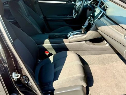 Used 2020 Honda Civic EX image 16
