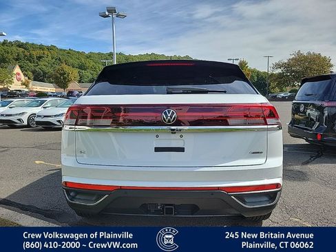 New 2026 Volkswagen Atlas Cross Sport SE image 12