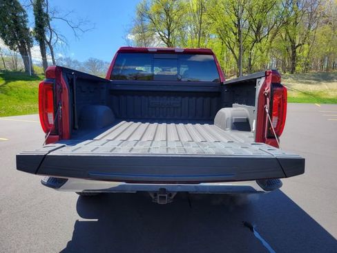 Used 2022 GMC Sierra 1500 SLT w/ SLT Convenience Package AWD/4WD image 24