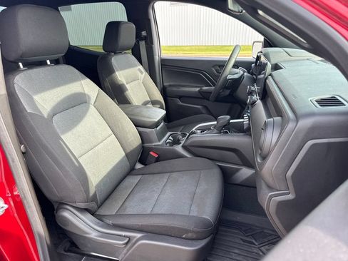 Used 2025 Chevrolet Colorado Trail Boss AWD/4WD image 10
