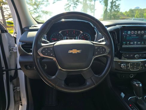 Certified 2019 Chevrolet Traverse Premier w/ LPO, 'HIT The Road' Package image 15