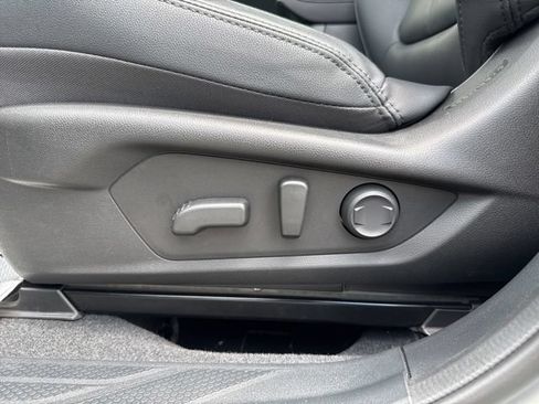 Used 2026 Subaru Outback Premium AWD/4WD image 10