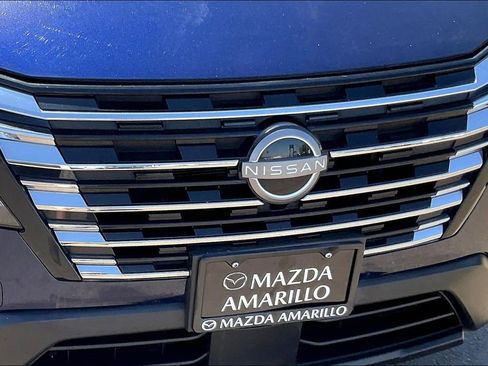 Used 2025 Nissan Rogue SV image 30