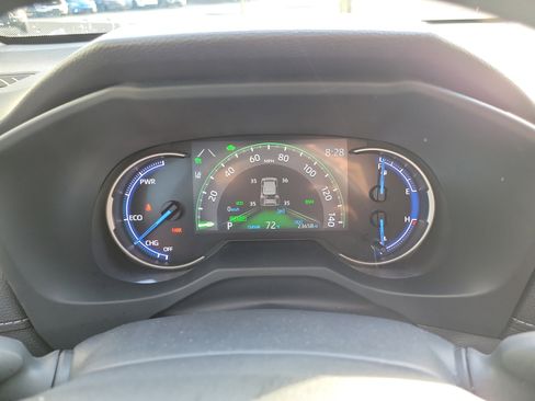 Certified 2025 Toyota RAV4 XLE w/ Convenience Package image 32