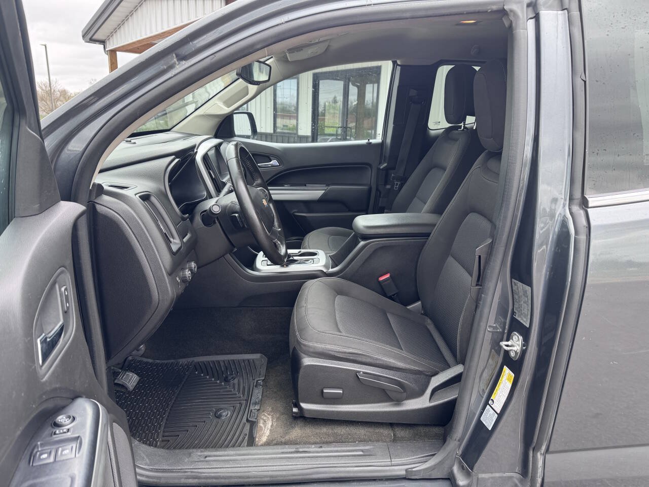 Used 2016 Chevrolet Colorado LT w/ LT Convenience Package AWD/4WD image 11