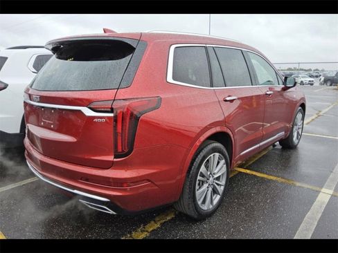 Certified 2025 Cadillac XT6 Premium Luxury w/ Platinum Package image 6