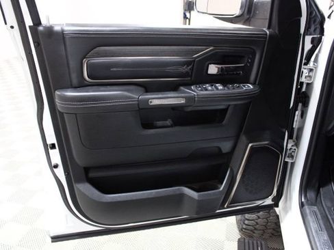 Used 2022 RAM 2500 Limited image 17