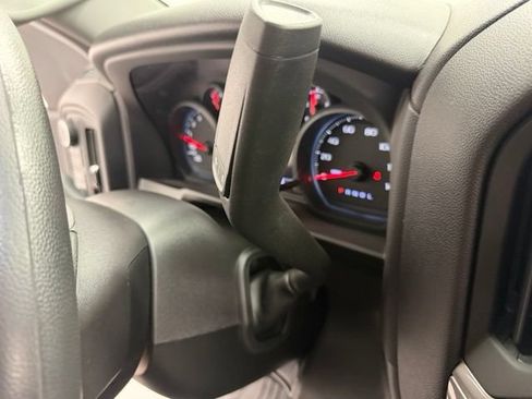 Certified 2025 Chevrolet Silverado 1500 W/T w/ WT Value Package AWD/4WD image 14