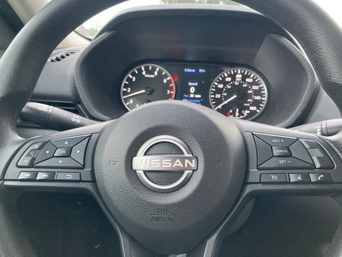 Used 2025 Nissan Sentra S FWD image 18