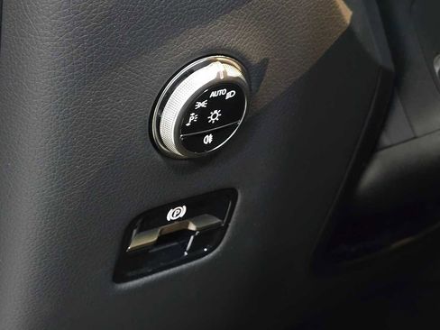 New 2026 Mercedes-Benz GLC 300 4MATIC image 25