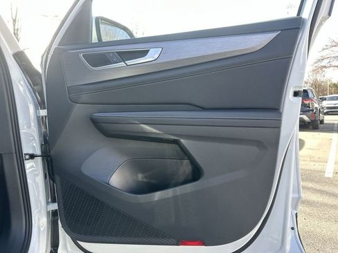 New 2026 Volkswagen Atlas Cross Sport SE image 22