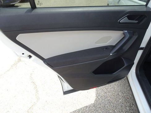 Used 2018 Volkswagen Tiguan S FWD image 14